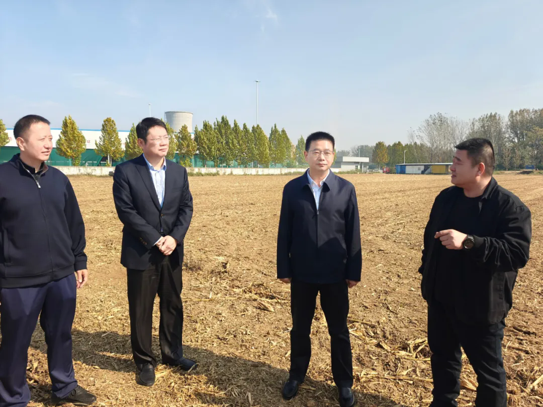 精准织密巡查网 坚实筑牢防火墙——黄韡调研秋季禁烧...